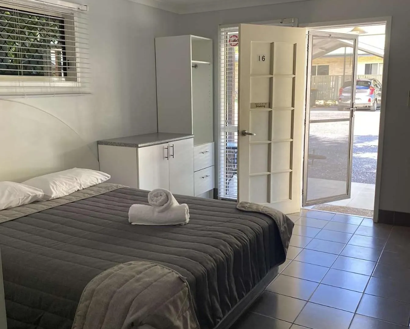 Agnes Palms Motel Agnes Water Holiday park